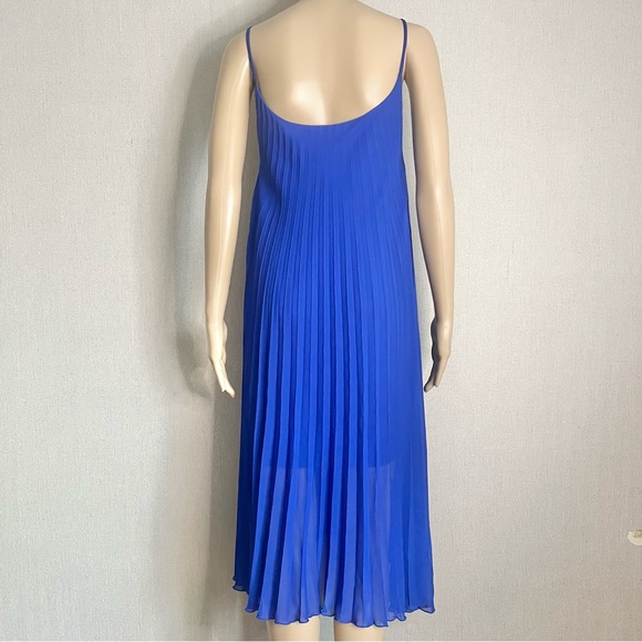 BLEU ROD BEATTIE: Blue Layered Pleated Dress - Picture 4 of 8